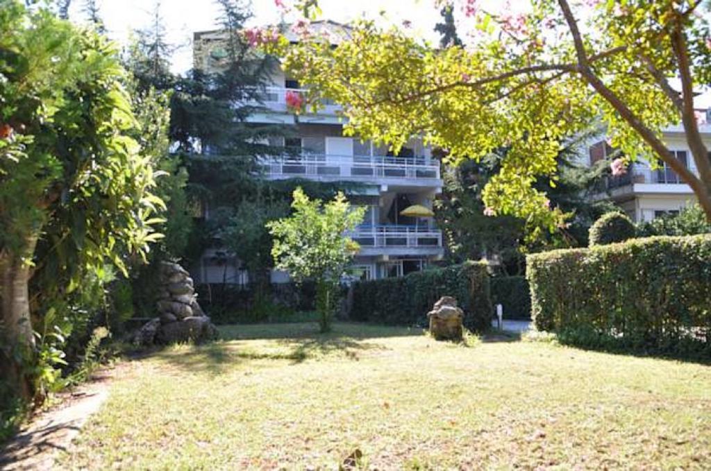 Drosia Apartments อัสโปรวาลตา ภายนอก รูปภาพ