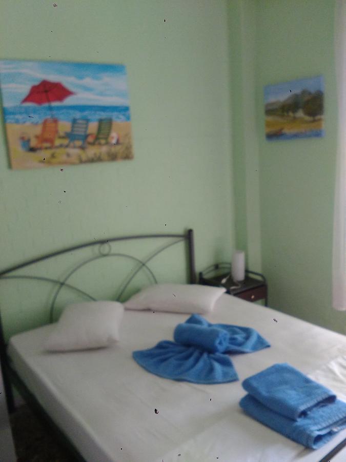 Drosia Apartments อัสโปรวาลตา ภายนอก รูปภาพ