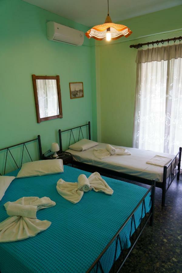 Drosia Apartments อัสโปรวาลตา ภายนอก รูปภาพ